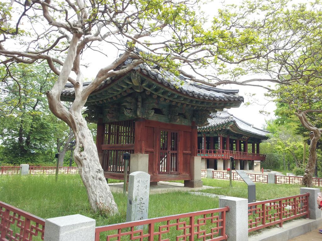 Jeonju Nostalgic Home Exterior foto